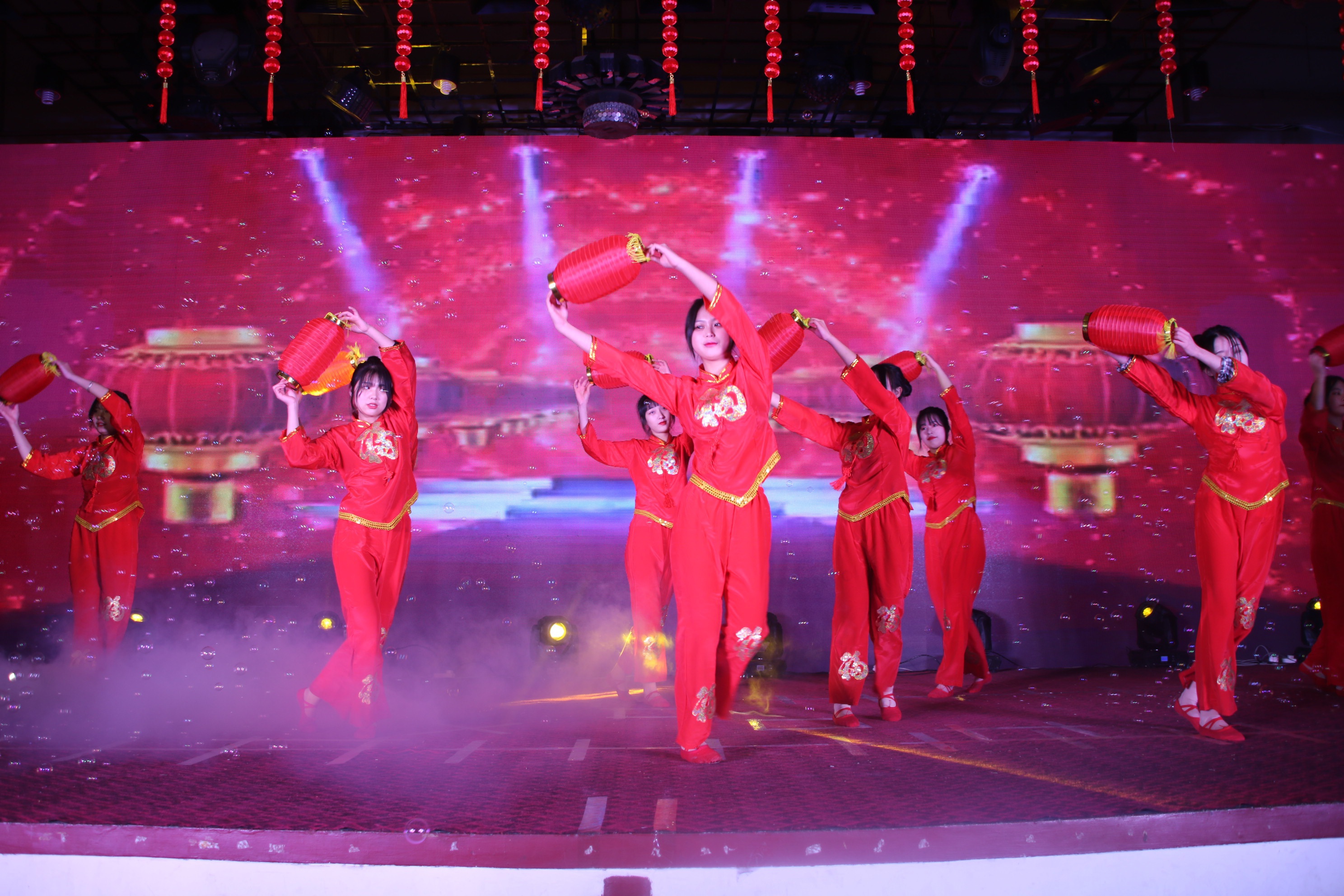 舞蹈好運(yùn)來(lái).JPG